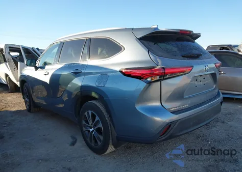 2022 Toyota Highlander Xle из США, поврежденный, VIN 5TDGZRAH4NS094241